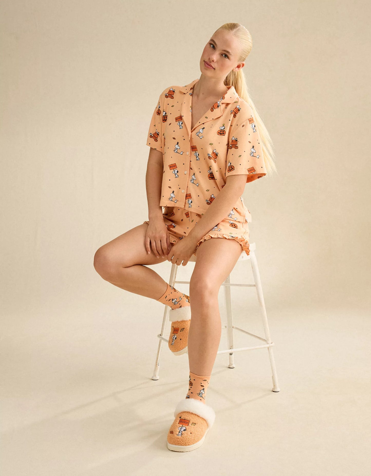 Pre ordena-AE Luxe Plush Snoopy Button-Up PJ Set