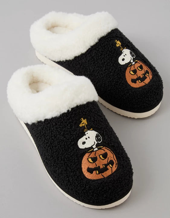 Pre ordena-AE Snoopy Halloween Scuff Slipper black